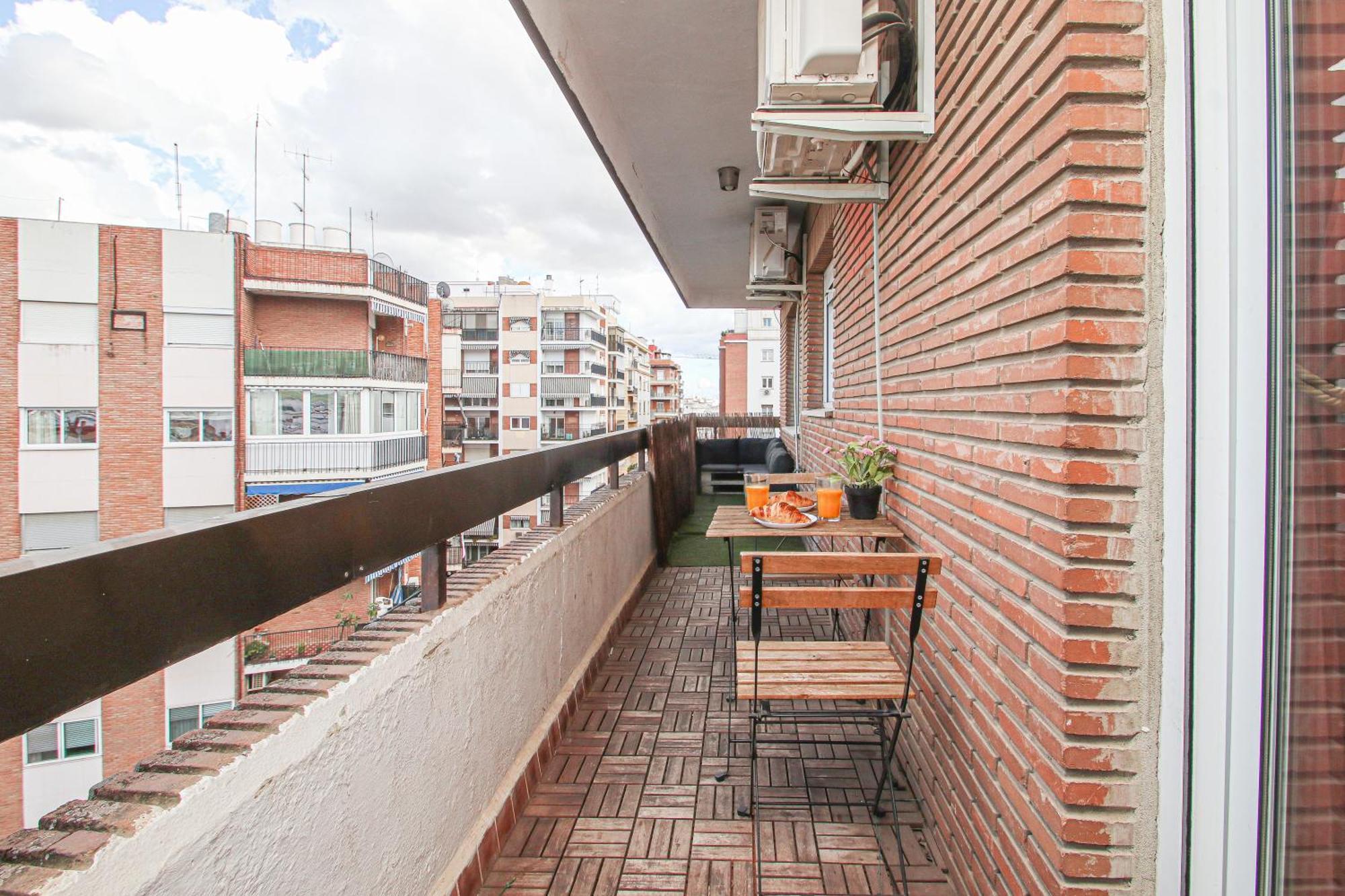 Stunning Apt W Views To Giralda - 15 Minutes Walk Apartment Севиля Екстериор снимка